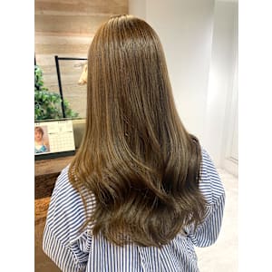 オリーブカラー イルミナ 透明感カラー ×小野ふゆり