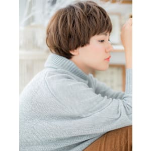 小顔前下がり韓国風束感ショート　ショコラブラウン