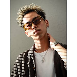 スパイキーショート