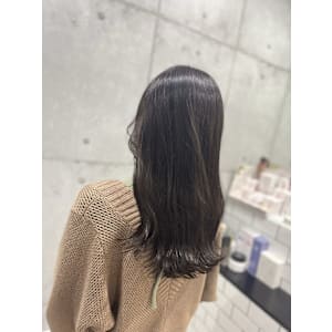 黒染めを使わないダークトーンカラー