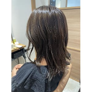 オリーブグレージュ×レイヤー