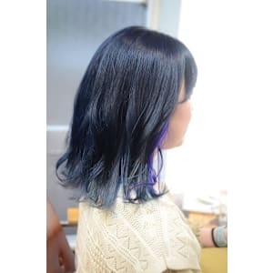 ダブルカラーでブルーヘア