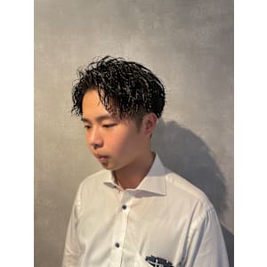 ツイスパ×センターパート