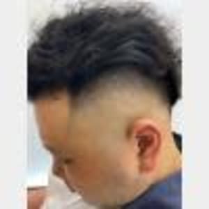 スキンフェード×バックスタイル