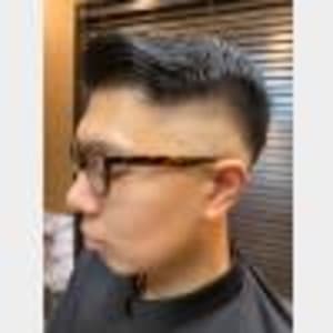 スキンフェード×パートスタイル