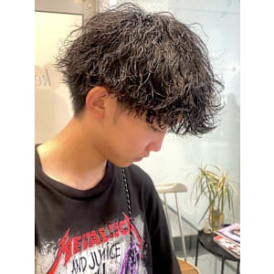 波巻きツイストスパイラルパーマ/keshiki 大名　