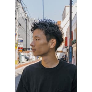 スパイキーピンパーマ大人ショート/keshiki 大名 