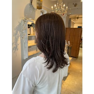 LOREN自由が丘＊どんな顔型でもＯＫ！骨格矯正小顔ミディ