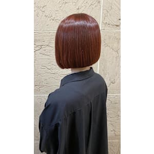 レッドカラー/顎ボブ