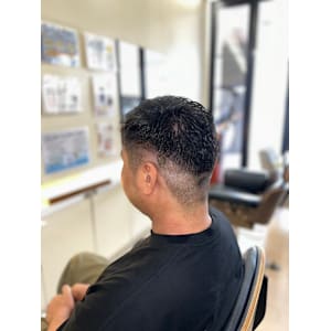 フェードカット