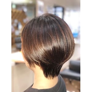 大人女性ショート