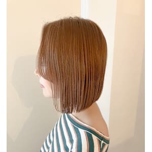 【＋ONE自由が丘】前下がりボブ×ウォームブラウン