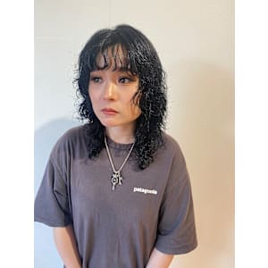 前髪もクリクリパーマ