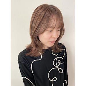 ラテカラー/ベージュ/外ハネ