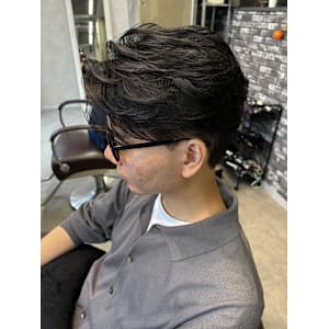 miu&宇都宮良太　メンズセンターパート