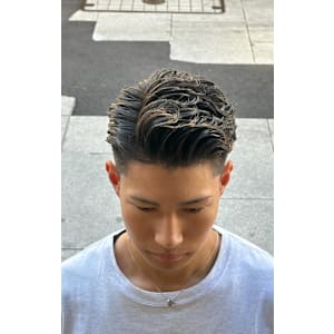 ウェーブパーマ　海外風パーマ　大人ヘアー