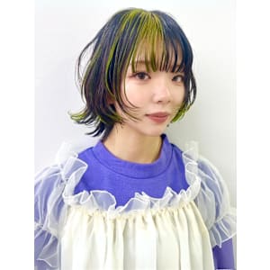 デザインカラー　ライムグリーン　ハイトーン　レイヤーボブ