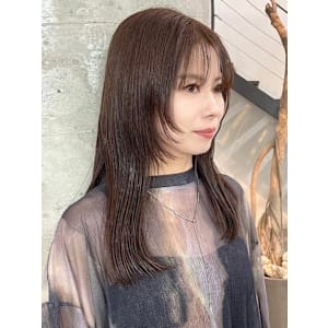 アッシュベージュ　レイヤーカット　姫カット　フェイスレイヤー