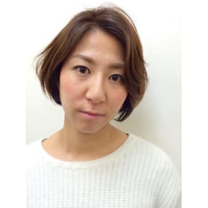 フェミニンボブ