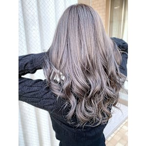 【feliceMICHI　石井 あすか】 ブリーチカラー