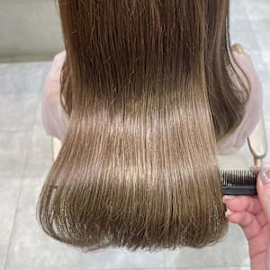 ヘーゼルベージュ