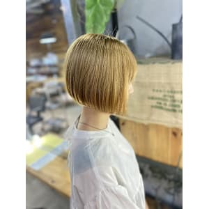 ハイトーンボブ