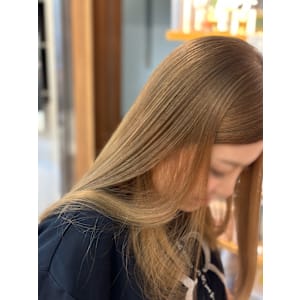  大人女性30代40代向け髪質改善キュアオペ