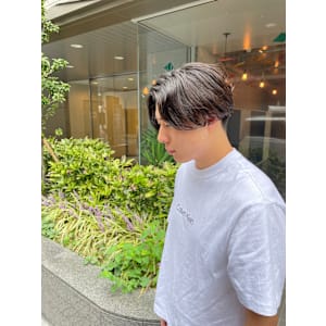 センターパート刈り上げ