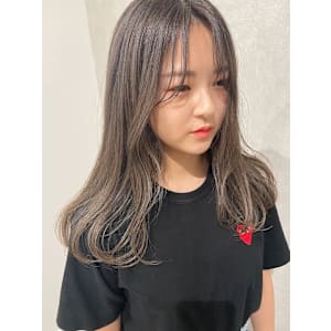 グレージュ/keshik大名