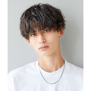 人気のツイストスパイラルツーブロックマッシュ