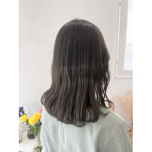 《花屋併設》オリーブグレージュ