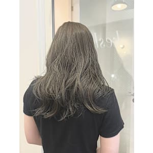 オリーブベージュ/NANA