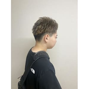 ベージュカラー/オリーブカラー/メンズショート