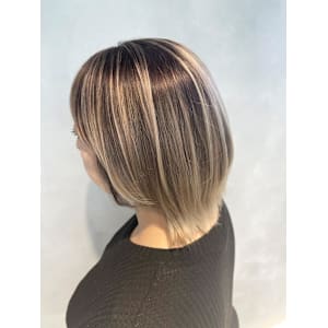 上品バレイヤージュ/ミルクティー/ベージュ