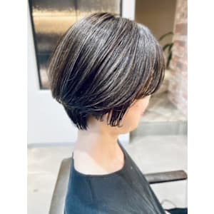 【大人女性に人気】白髪ぼかしハイライト