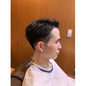 銀座　理容室　ツーブロック