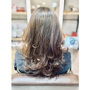 ロングレイヤー - PERSONA 幟町店【ペルソナノボリマチテン】掲載中