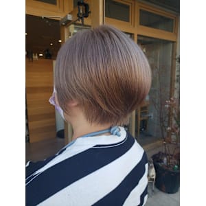 ミルクティベージュ