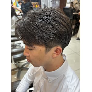 20代30代40代メンズアップバング清潔感爽やかビジカジ