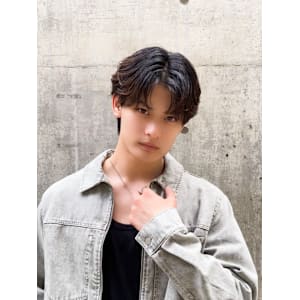 ニュアンスパーマで作るコンマバングヘア