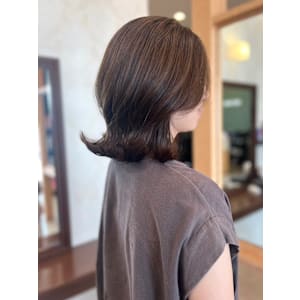 【MICHI 富田店　杉本郁美】 ブラウン ミディアムカット