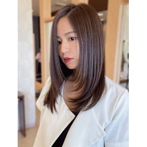 【MICHI 富田店　古作蓮】顔周りレイヤー 艶感 ブラウン