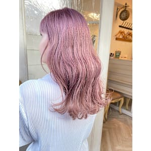 ブリーチ2回ホワイトピンクカラーハイトーンロング赤羽美容室
