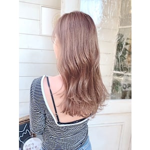 ブリーチありミルクティーベージュ韓国風顔回りレイヤーロング