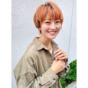 ショート秋オレンジカラー2024人気スタイル