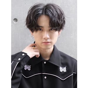 スパイラルパーマセンターパート