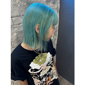 ミントグリーンイルミナカラー池袋