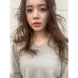 こっくりブラウンとやんわりパーマ【高田馬場　lok】