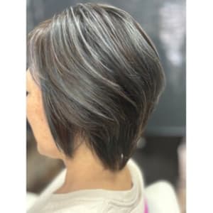 白髪ぼかしスペシャルハイライト - Tear Drive by Salt【ティアドライブバイソルト】掲載中