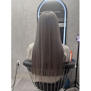 スモーキーシルバー